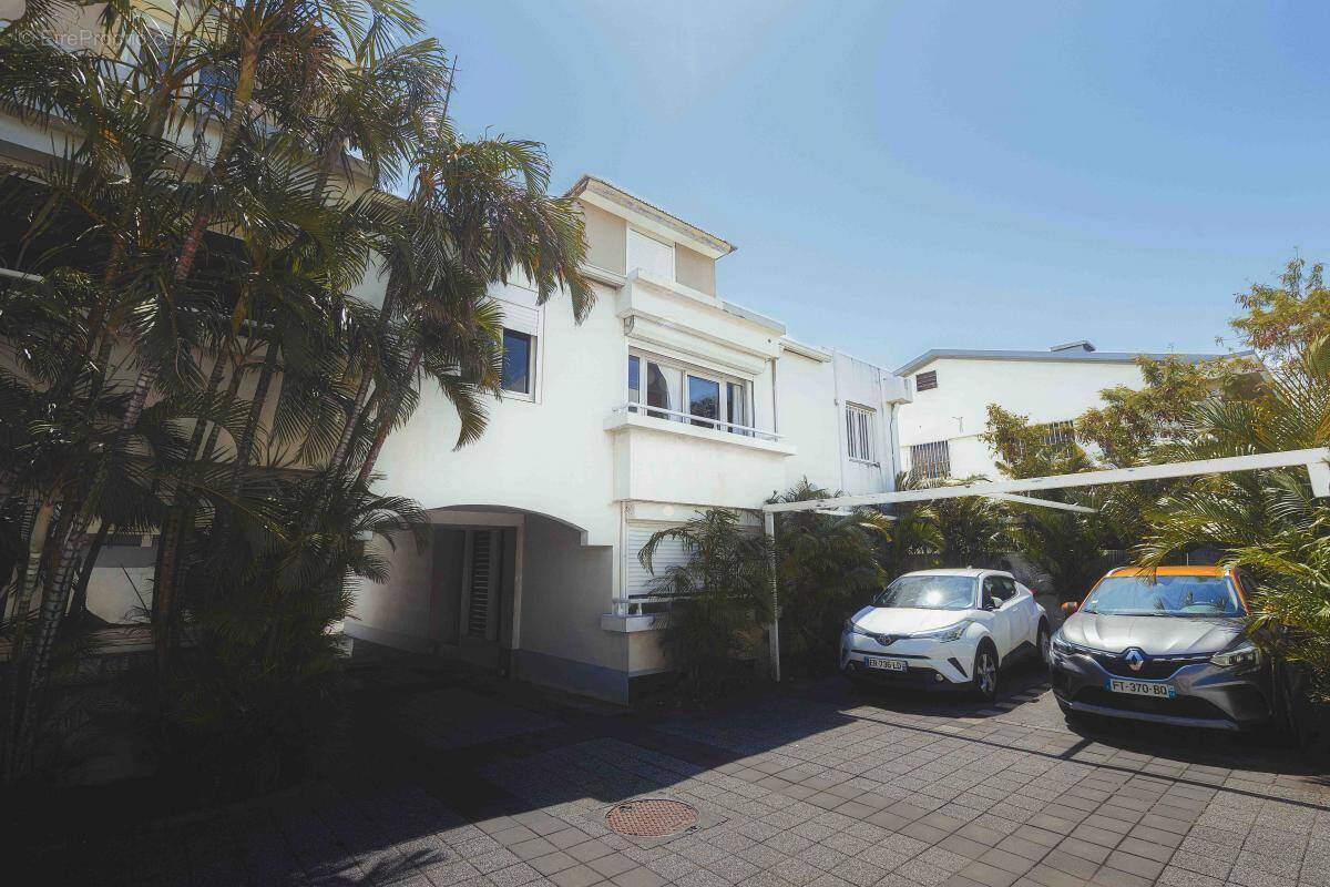 Appartement à SAINT-PIERRE