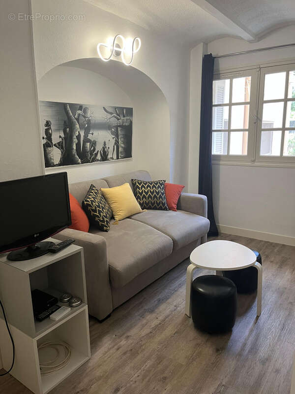 Appartement à HYERES