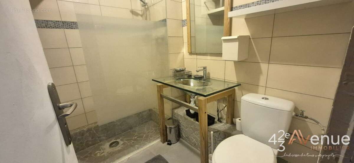 Appartement à SAINT-ETIENNE