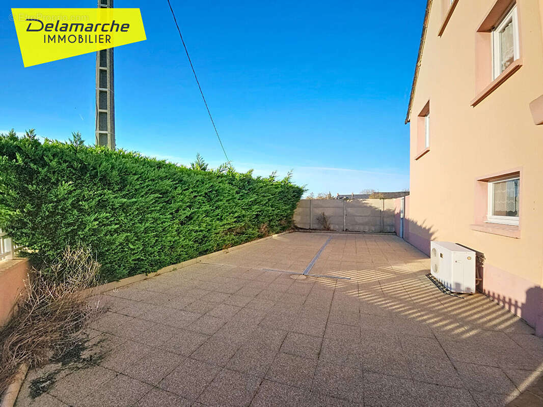 Maison à BRICQUEVILLE-SUR-MER