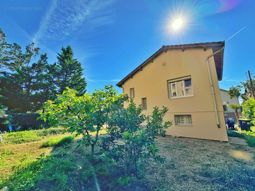 Maison à SAINT-PRIEST