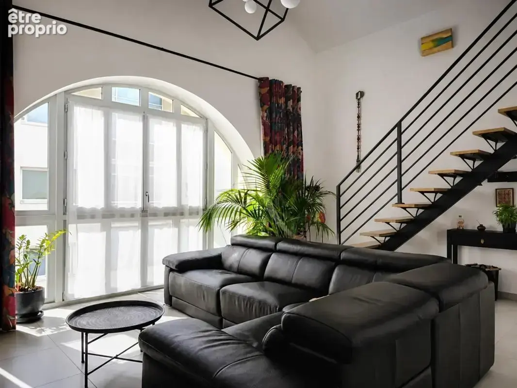Appartement de 4 pièces de 129 m² à Pau - photo 1
