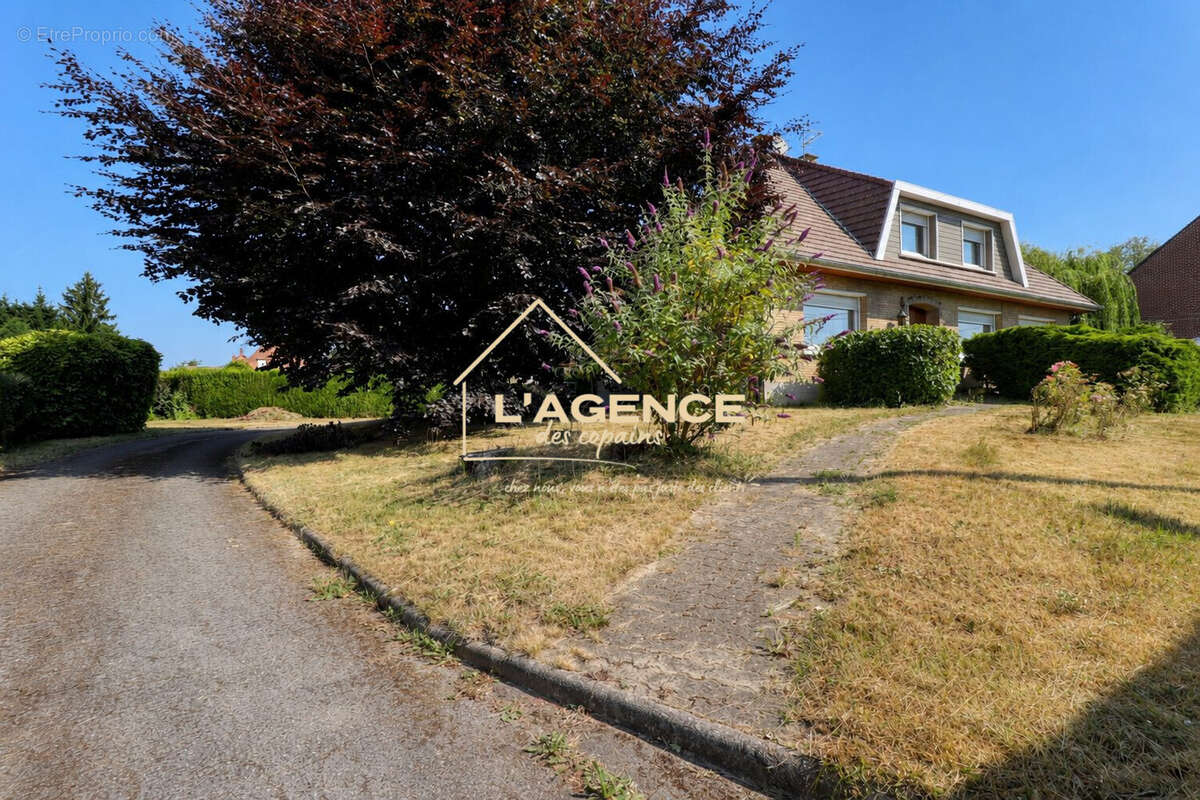Maison 160 m² à Hazebrouck  - photo 3