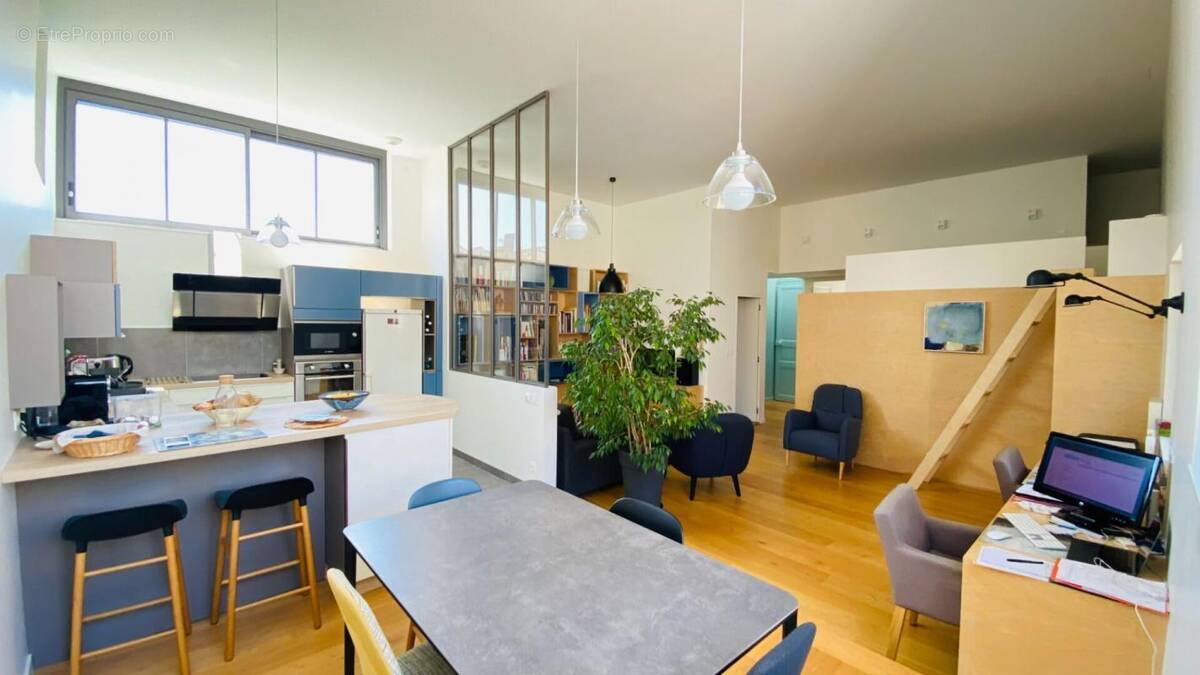 Appartement à LA ROCHELLE