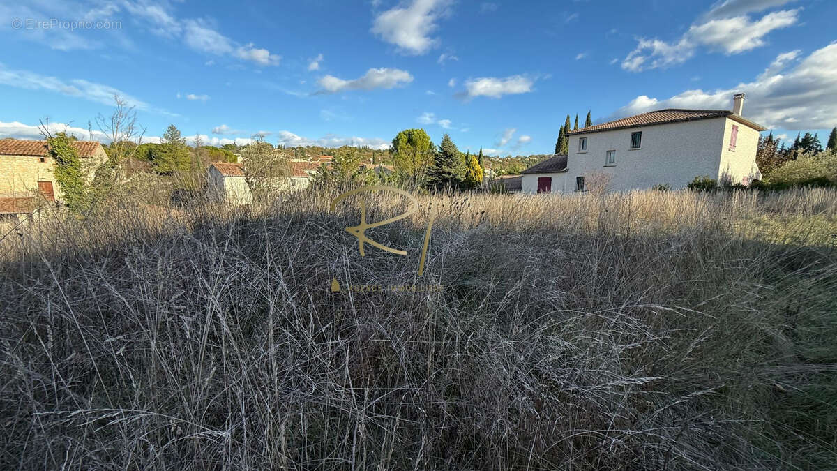 Terrain à BARJAC