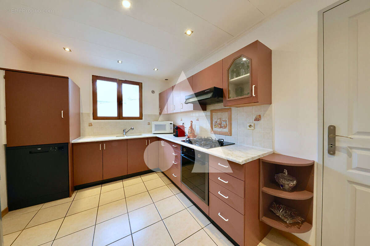 Maison à CORBEIL-ESSONNES