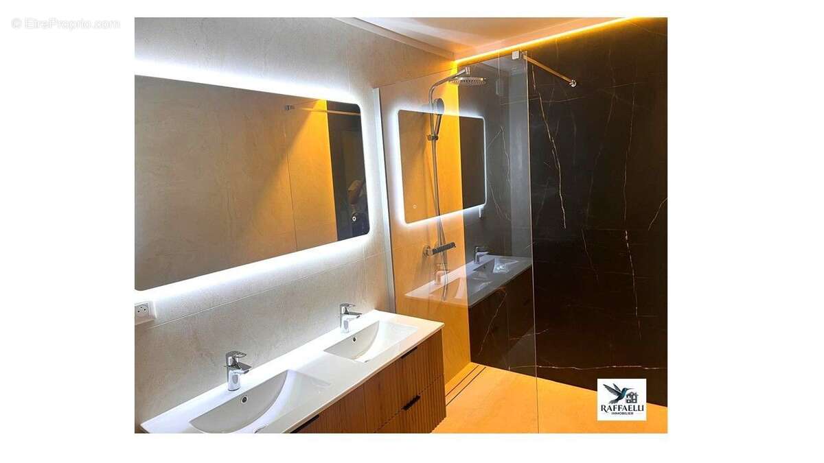 Appartement à SAINT-RAPHAEL