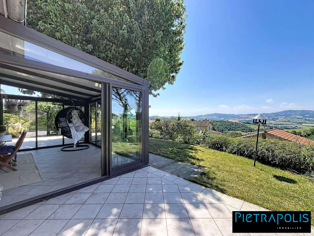 Maison 115 m² à Sourcieux-Les-Mines  - photo 8