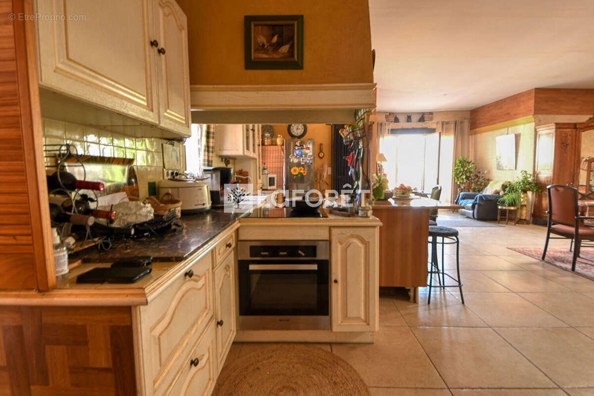 Maison à LISLE-SUR-TARN