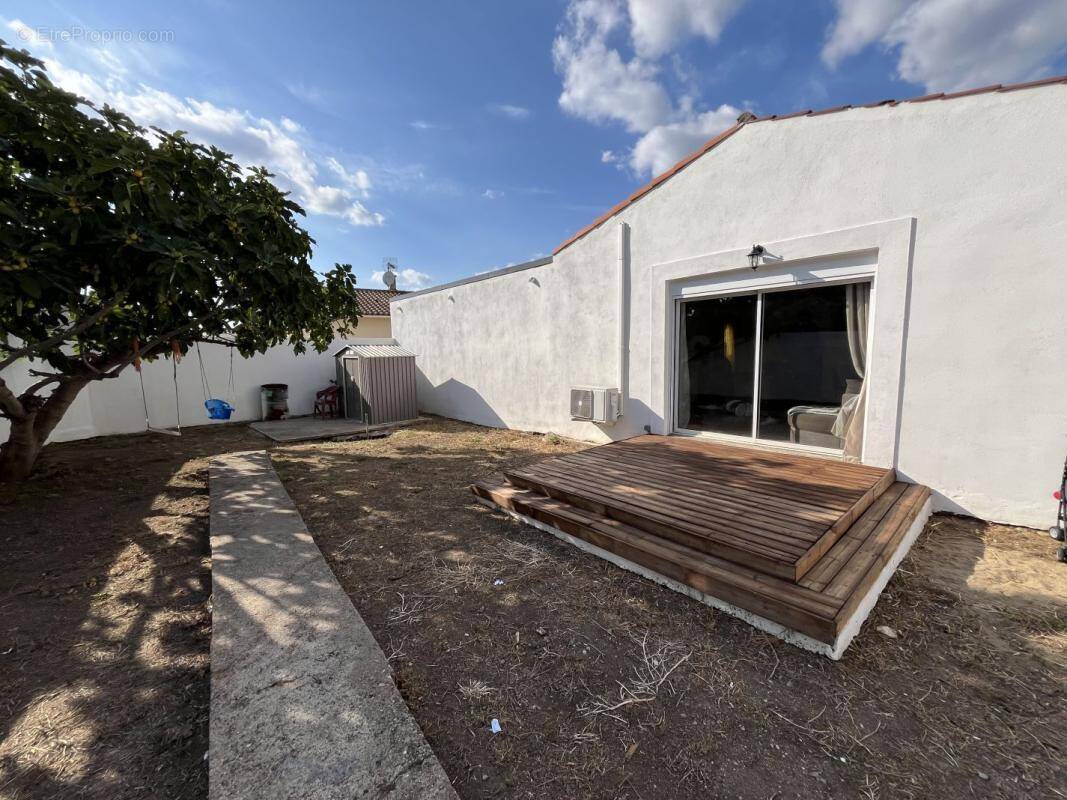 Maison à LEZIGNAN-CORBIERES