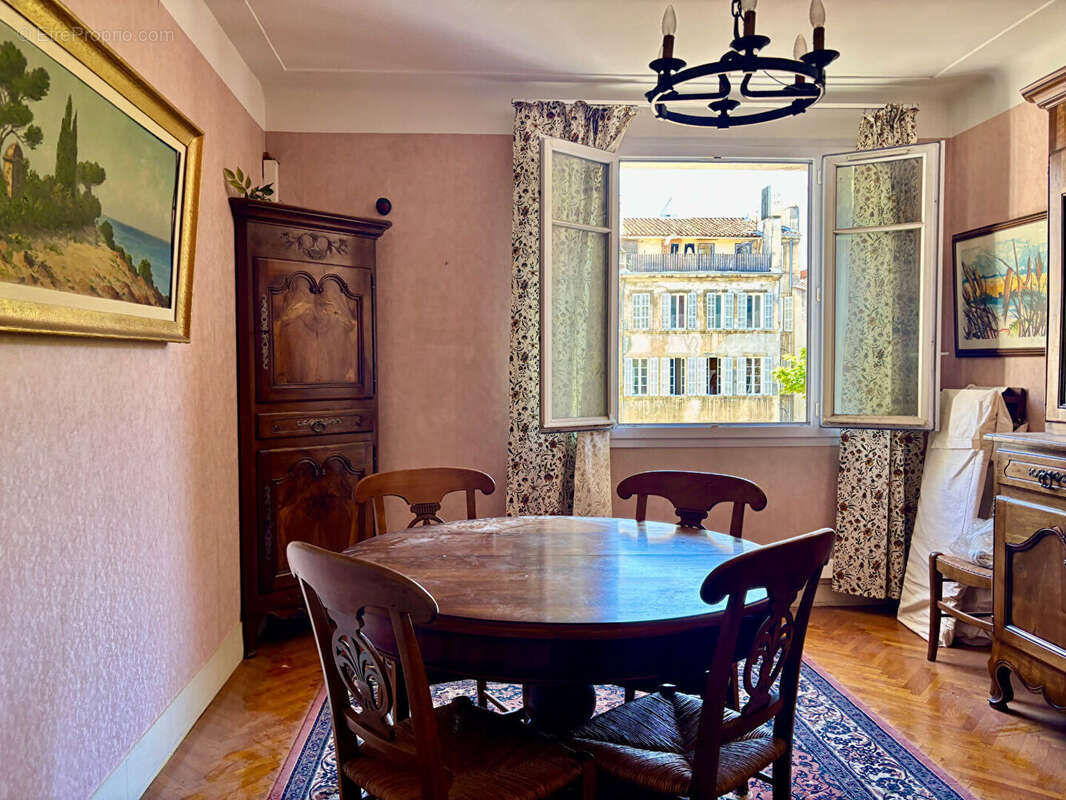 Appartement 5 pièces 150 m2 Longchamp - photo 8