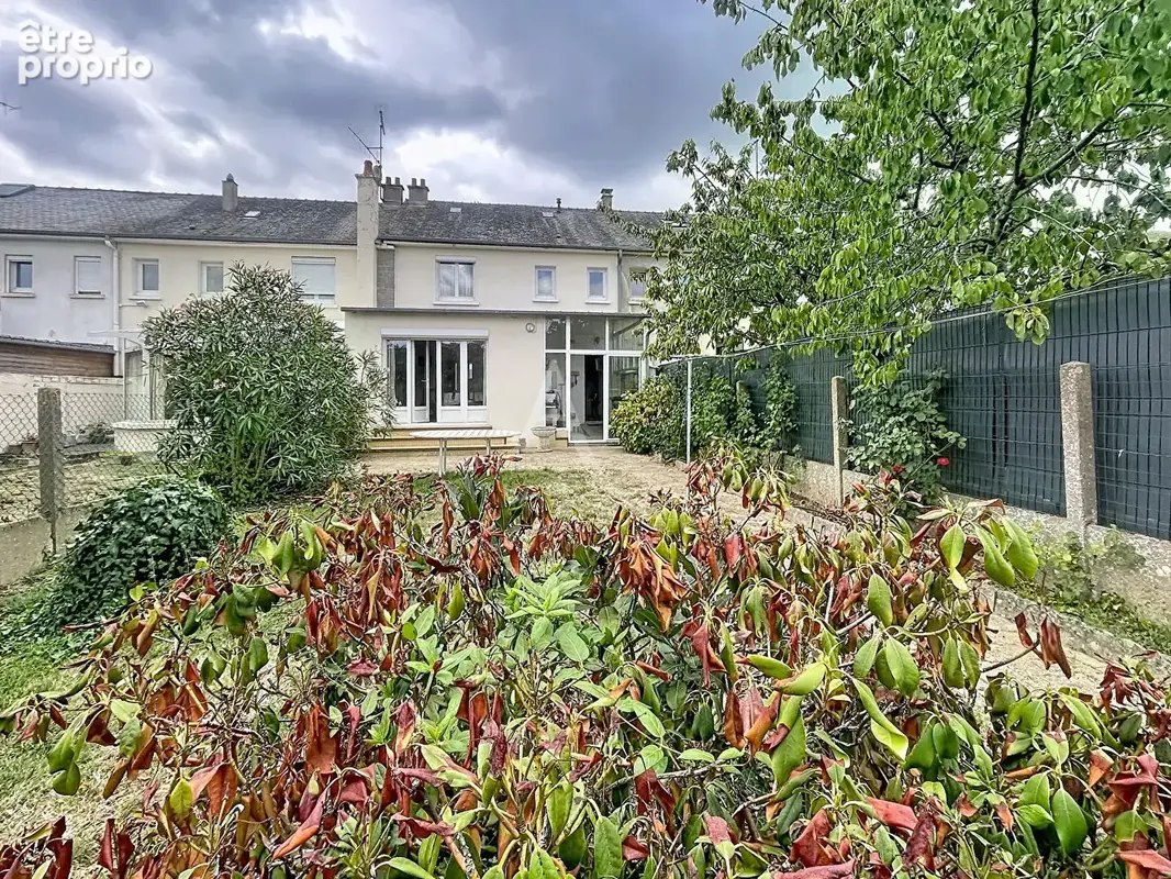 Angers - banchais : maison des années 50 avec jardin et garage - photo 3