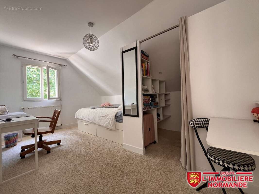 Maison d'architecte 138 m² - 4 chambres - 2.300 m² jardin - photo 11