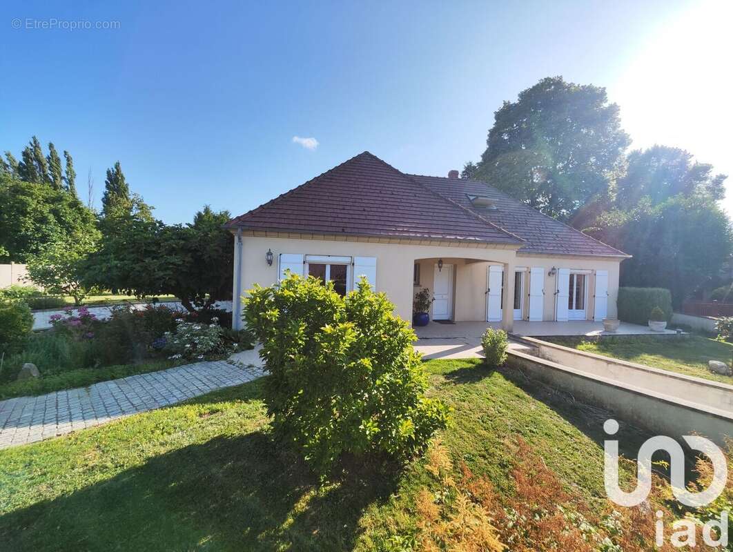 Photo 9 - Maison à AUNEUIL