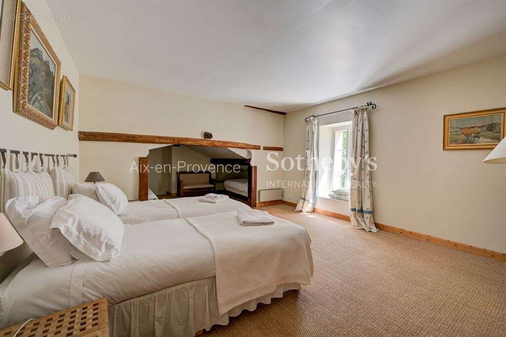 Maison de caractère proche Aix en Provence - photo 12