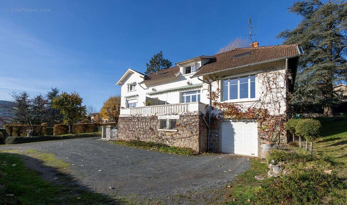 Maison à PONTCHARRA-SUR-TURDINE