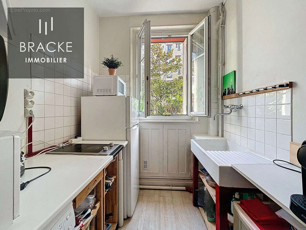 Appartement à COURBEVOIE