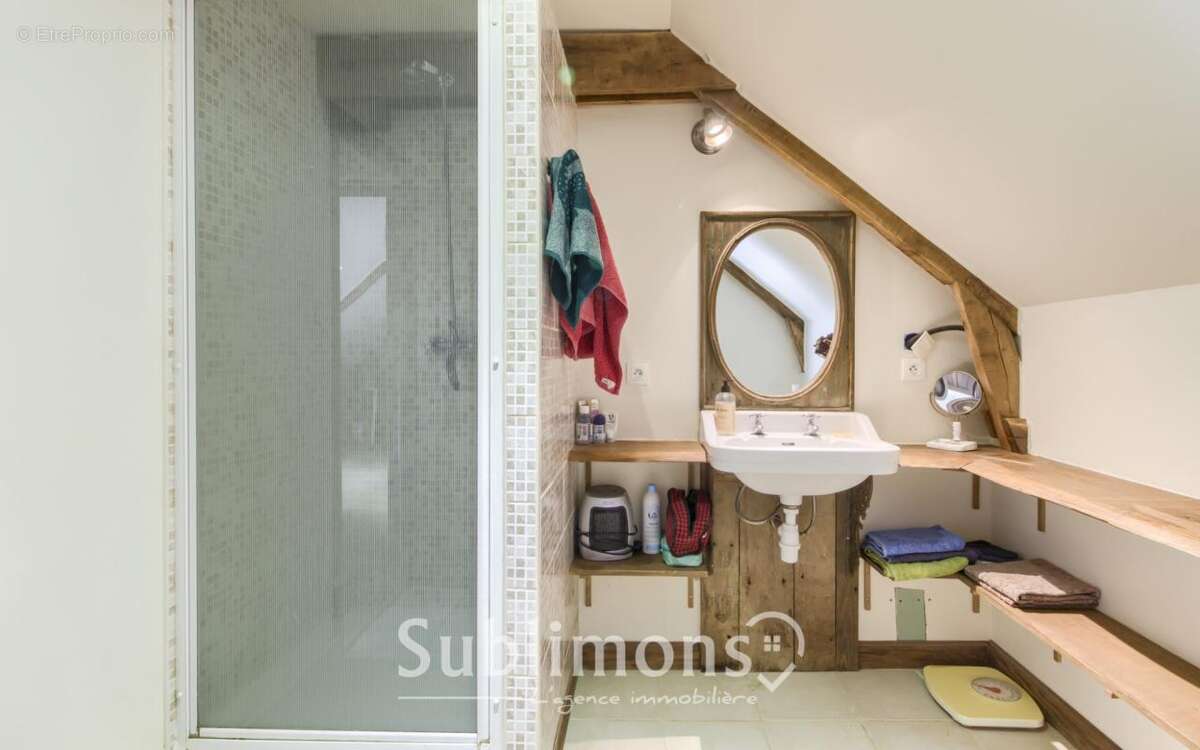 Maison à GRAND-CHAMP