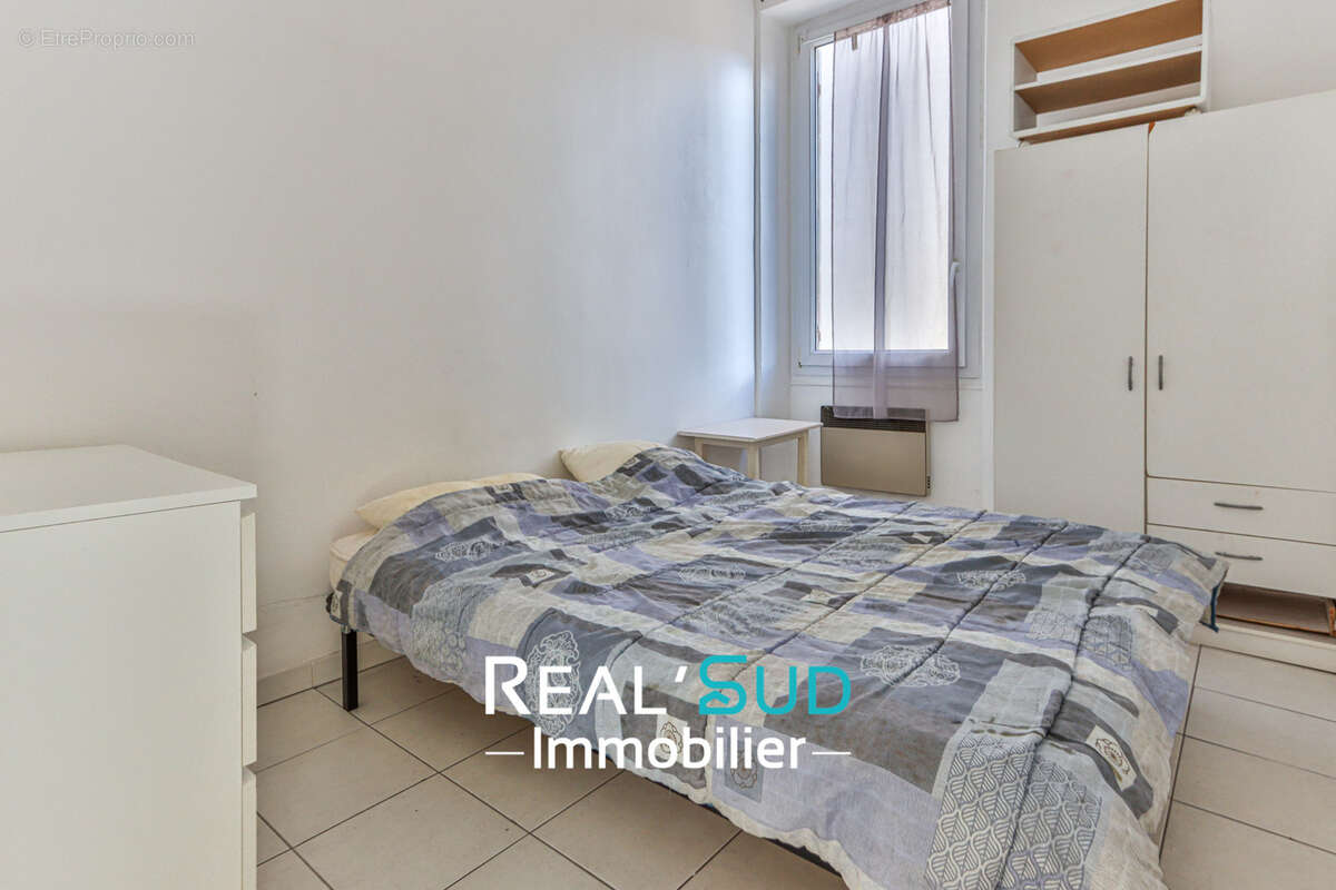 Appartement à MARSEILLE-6E