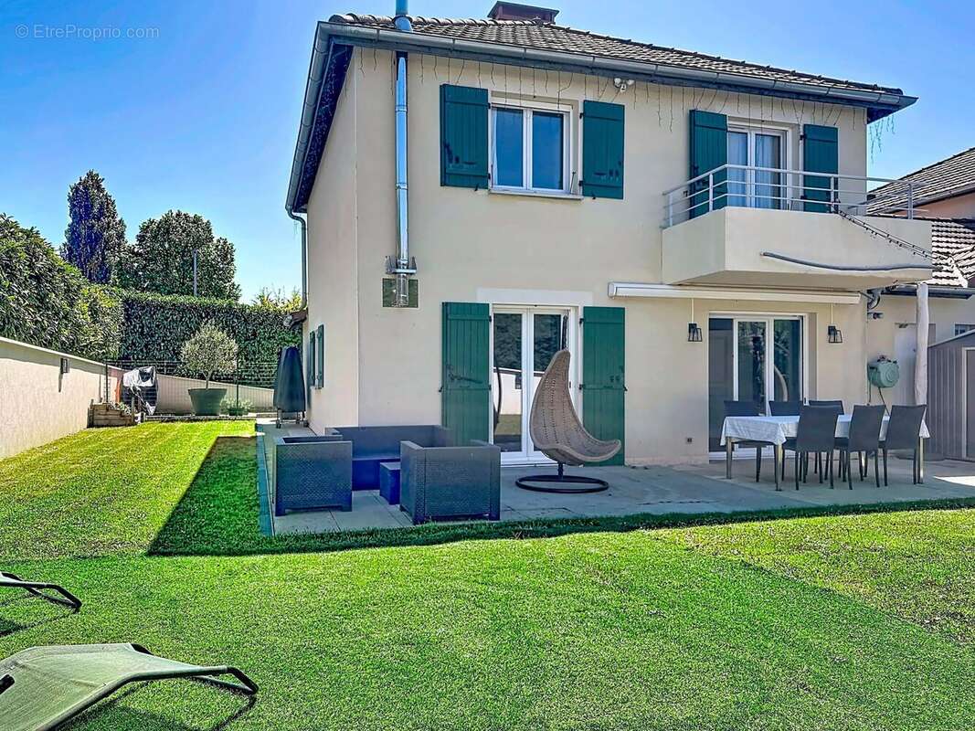 Photo 2 - Maison à PREVESSIN-MOENS