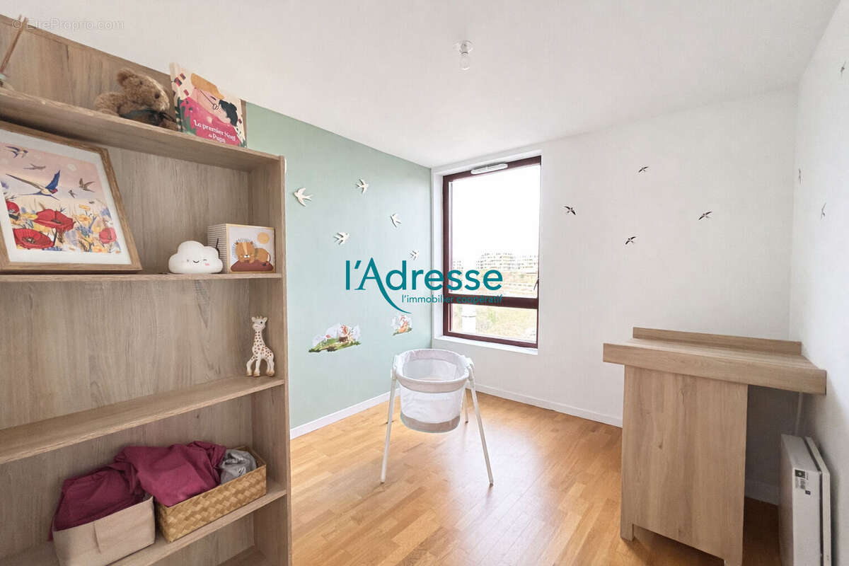 Appartement à NANTERRE