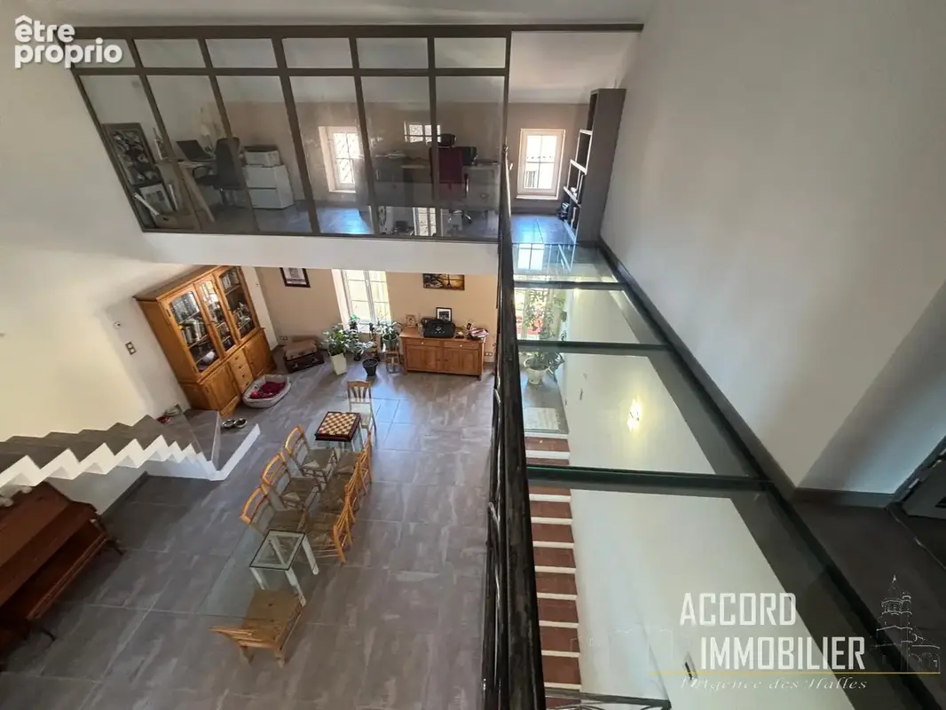 Puisserguier!! Superbe maison de 278 m2 avec piscine et  appartement T3  indépendant - photo 5