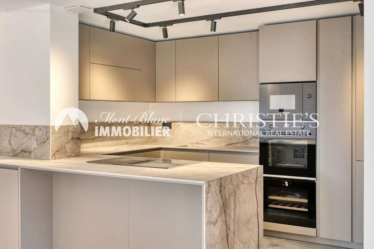 Appartement à DEMI-QUARTIER