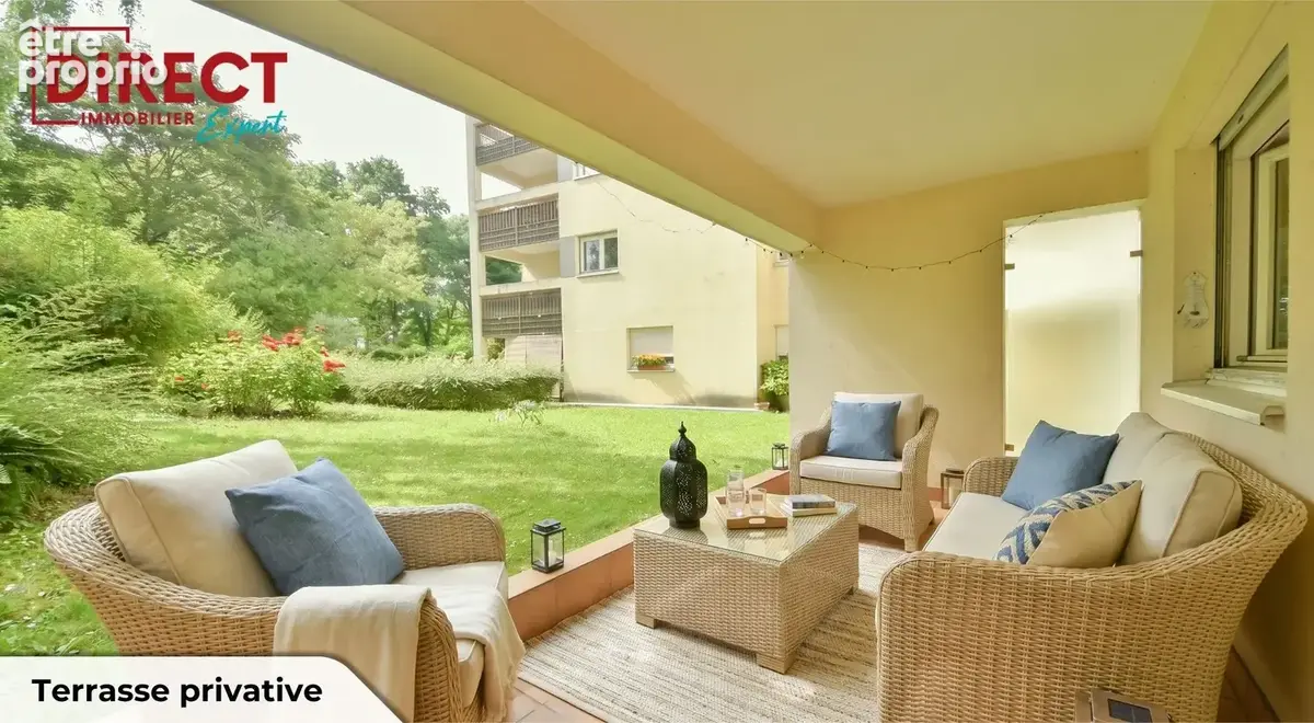 Centre ville - appartement 3p + terrasse + parking + cave - photo 2