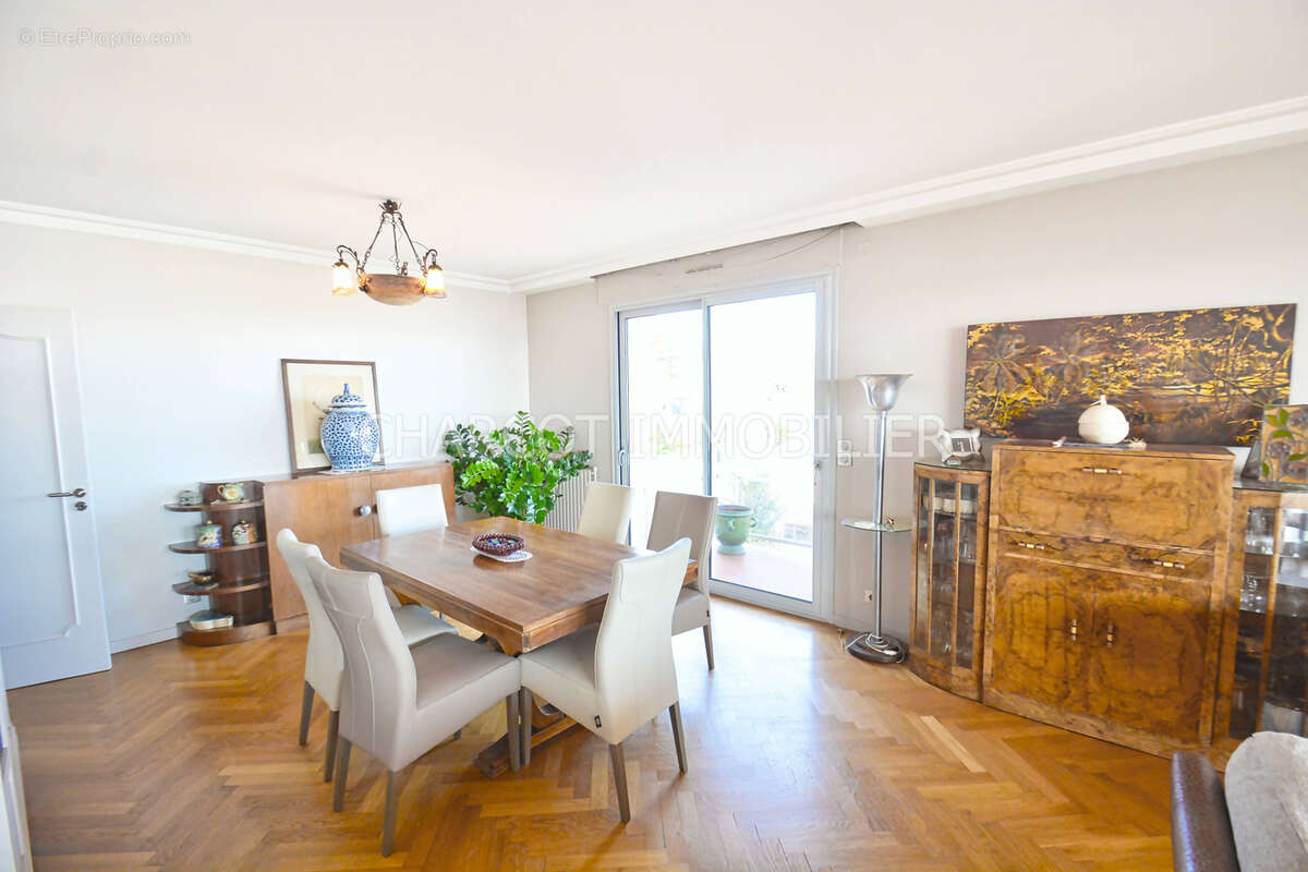 Appartement à LYON-5E