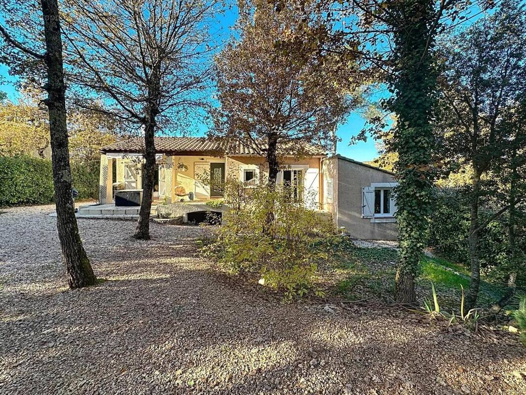 Photo 1 - Maison à NANS-LES-PINS