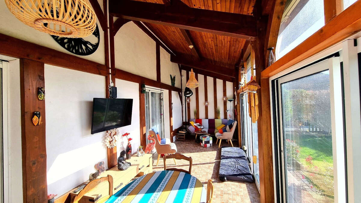 Maison à LIT-ET-MIXE