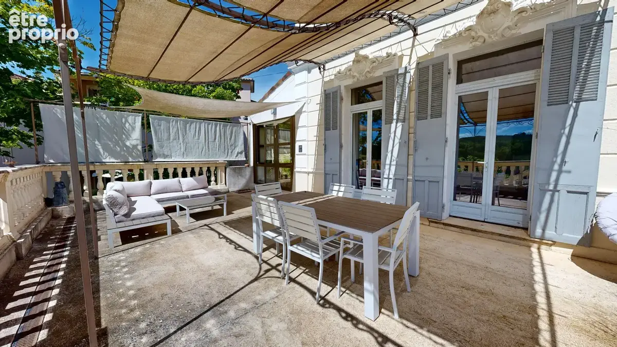 Propriété d'exception 330m2 sur 2029m2 de parcelle avec piscine, dépendances... - photo 42