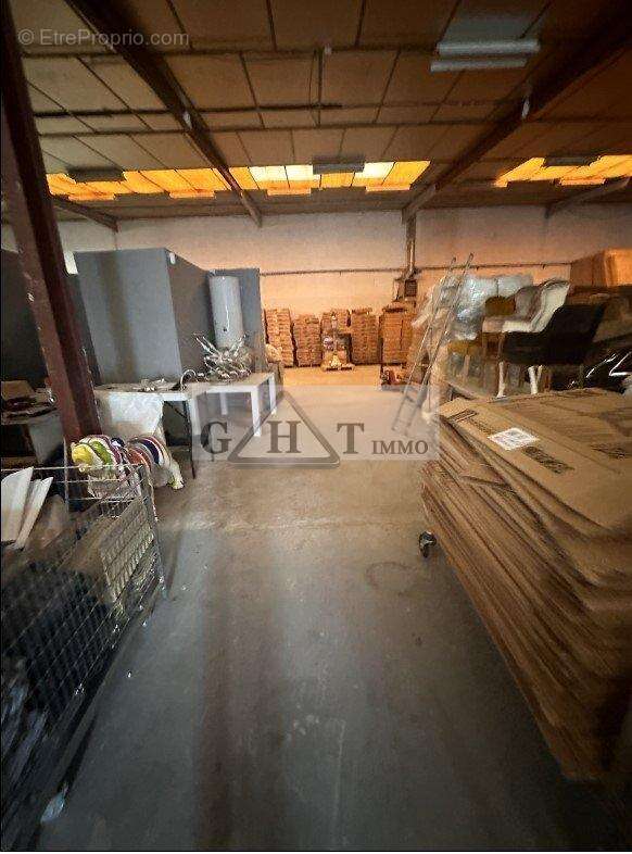 Commerce à BRIE-COMTE-ROBERT