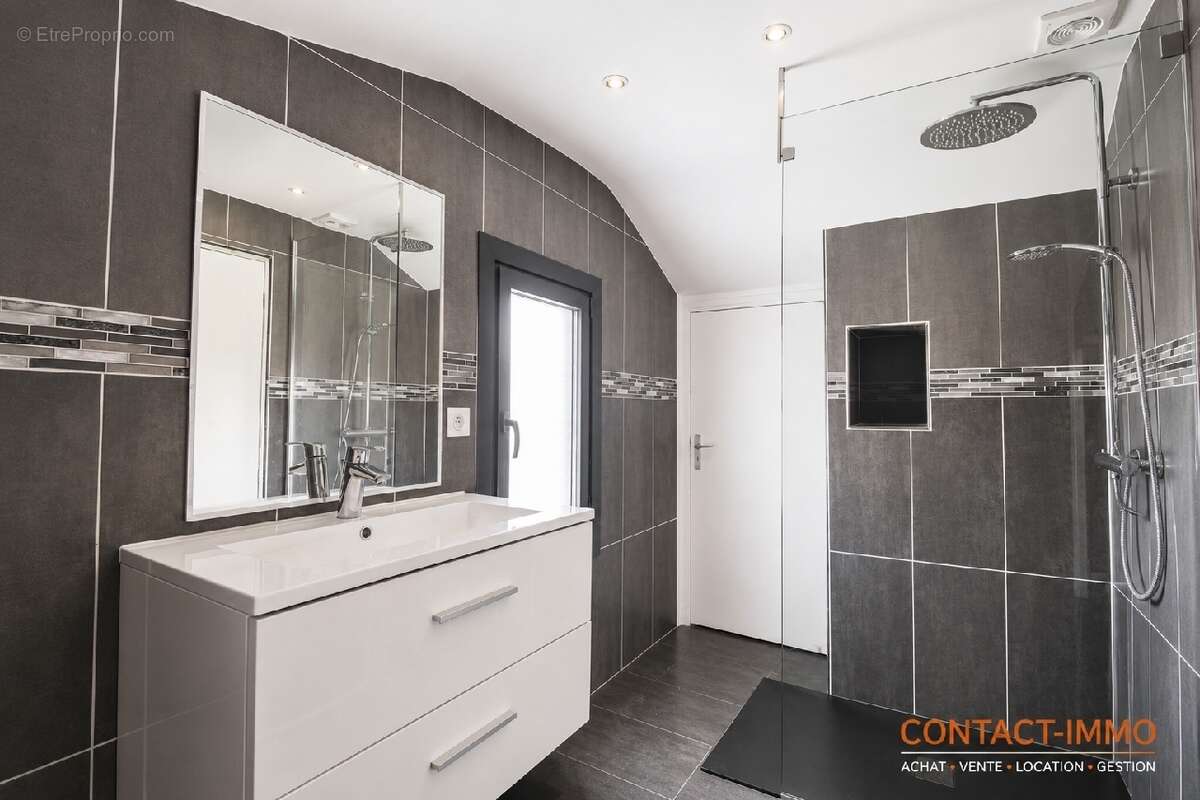 Maison 80 m² à Yerres  - photo 9