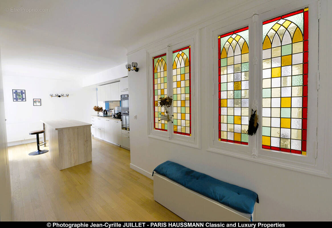 Appartement à PARIS-17E