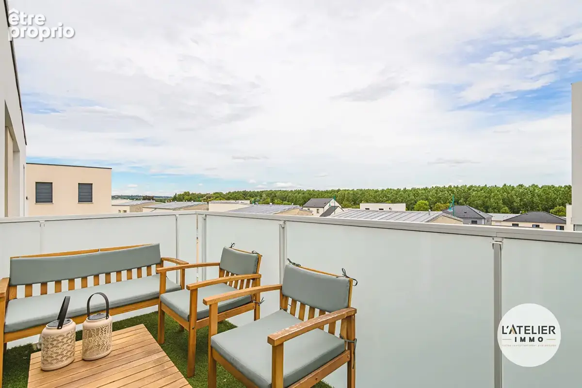 T2 récent avec balcon - 43 m² - 1er et dernier étage - 2 places de parking - photo 12