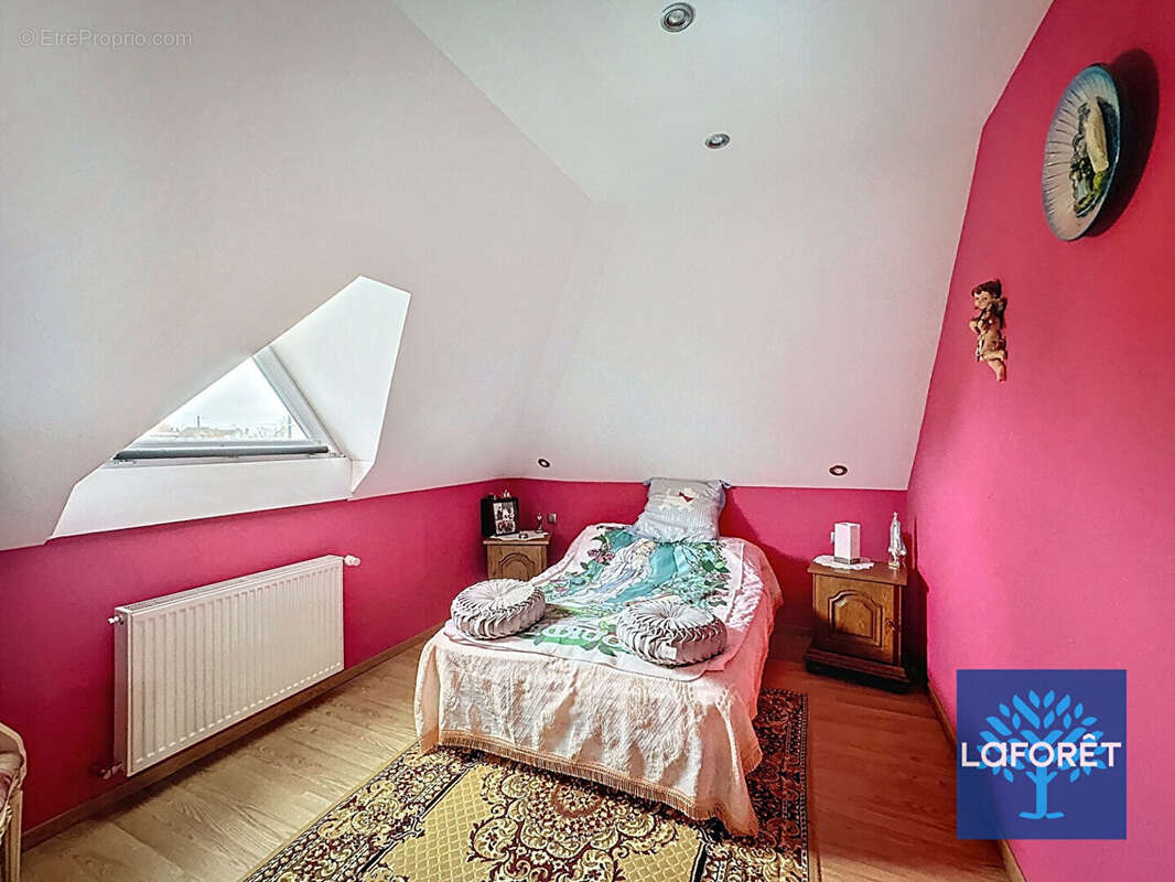 Maison à FACHES-THUMESNIL