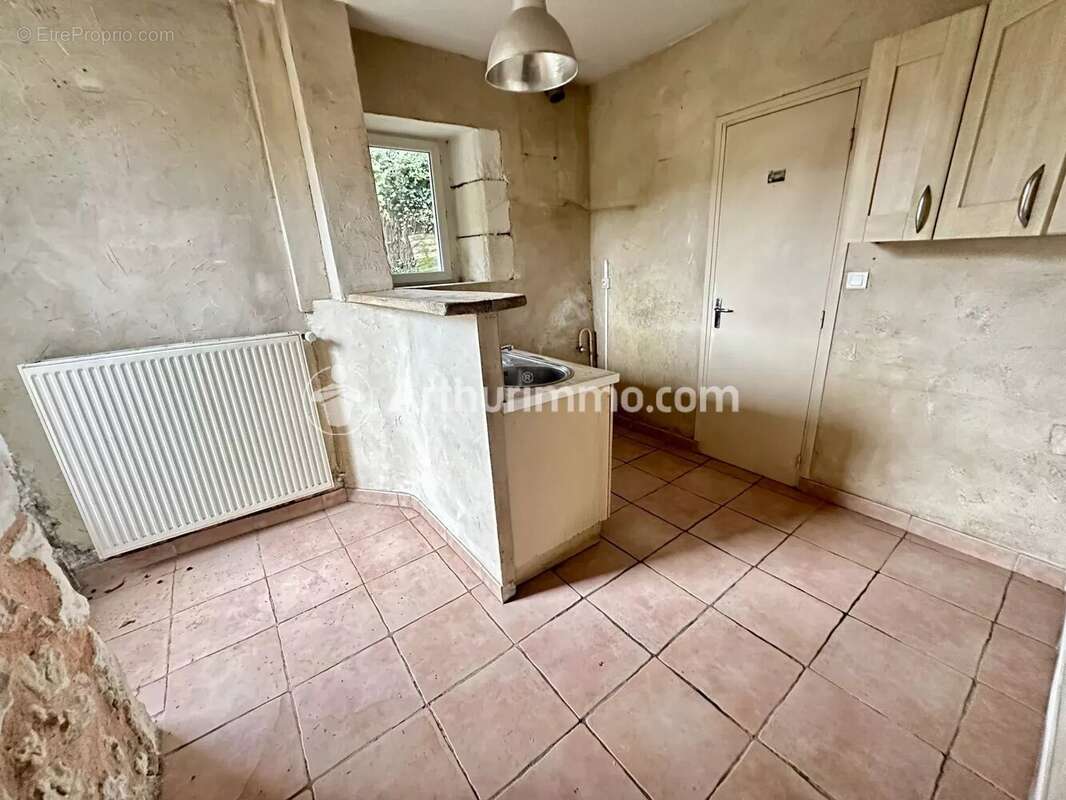 Maison à SAINT-ASTIER