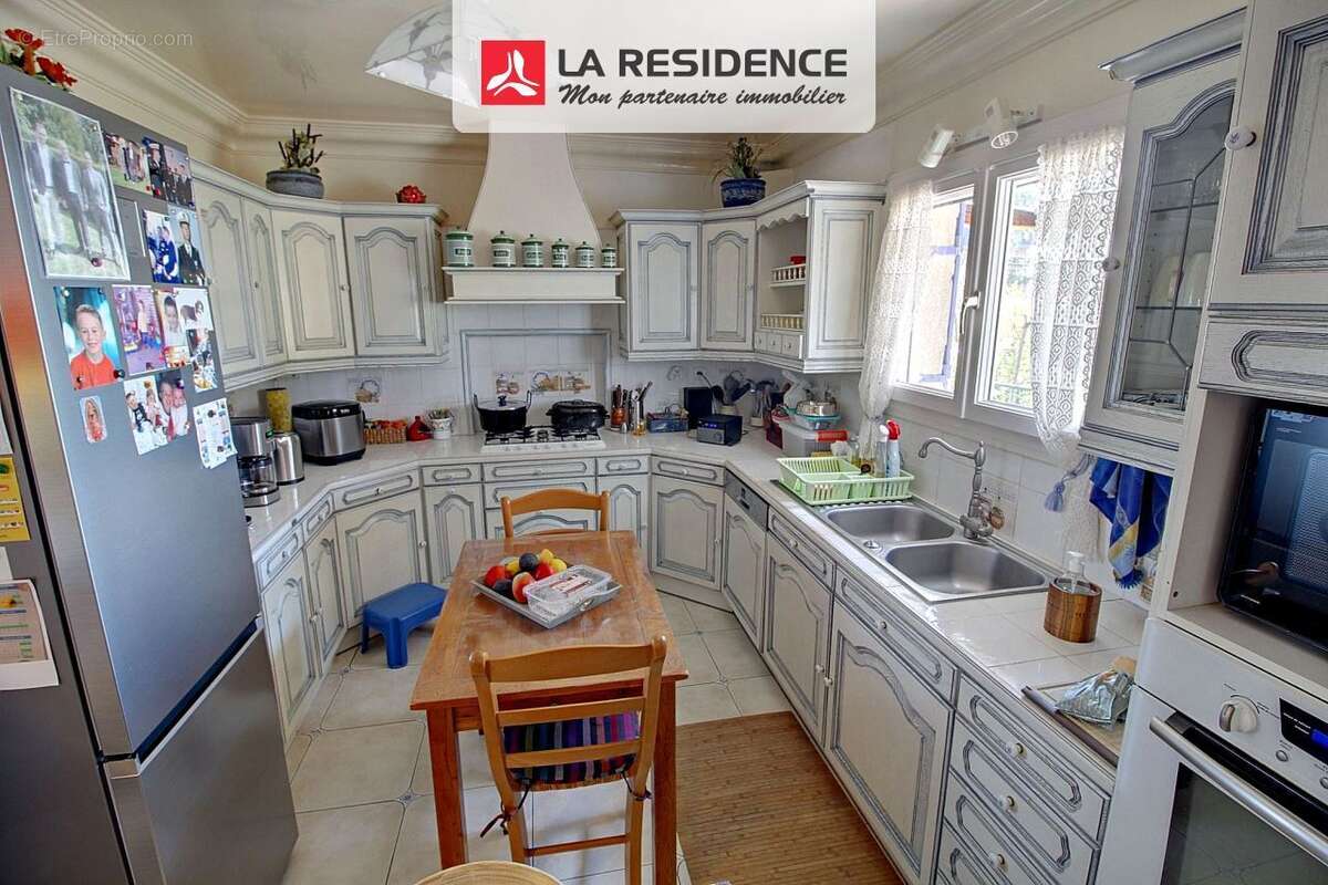 Maison à VAUX-SUR-SEINE