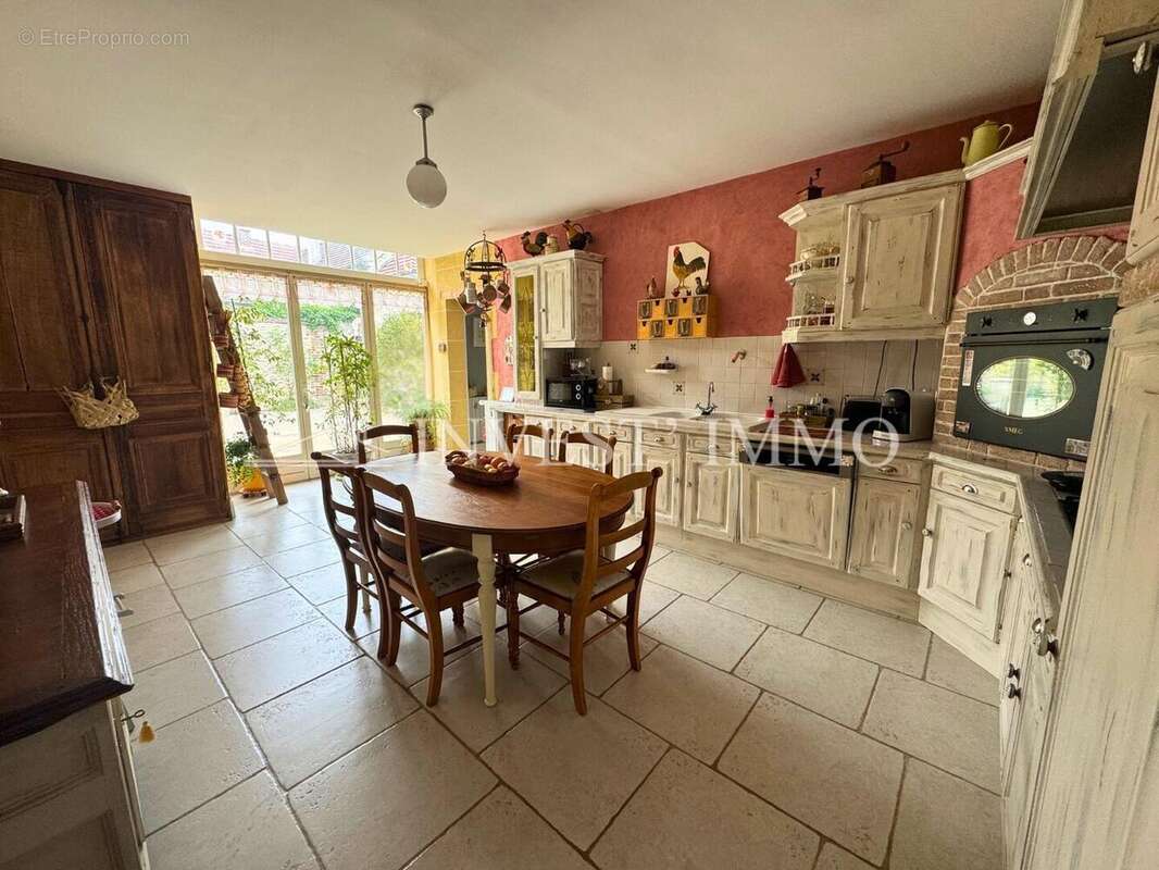 tempImageeLM1FV - Maison à ANGICOURT
