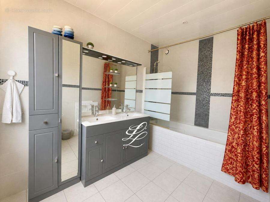 Maison 84 m² à Le Mans  - photo 3
