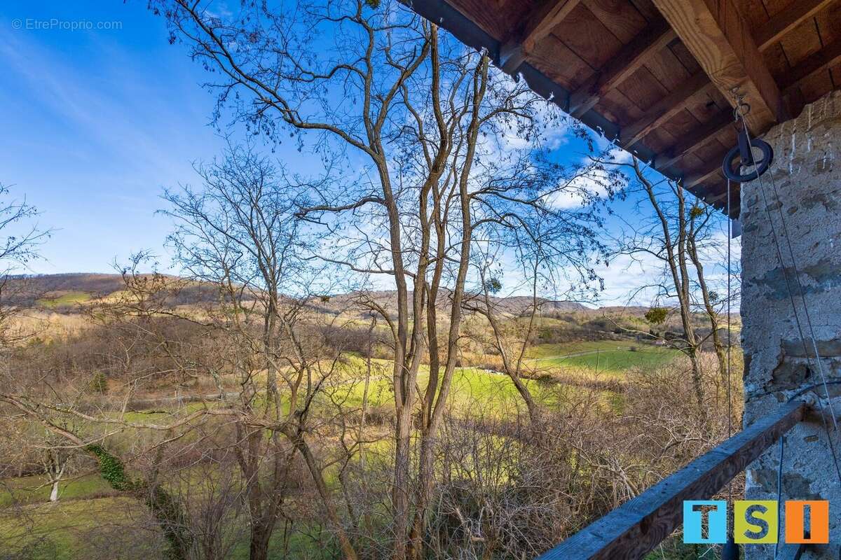 MONTEGUT-PLANTAUREL  Maison avec vue panoramique, authenticité et potentiel - photo 16