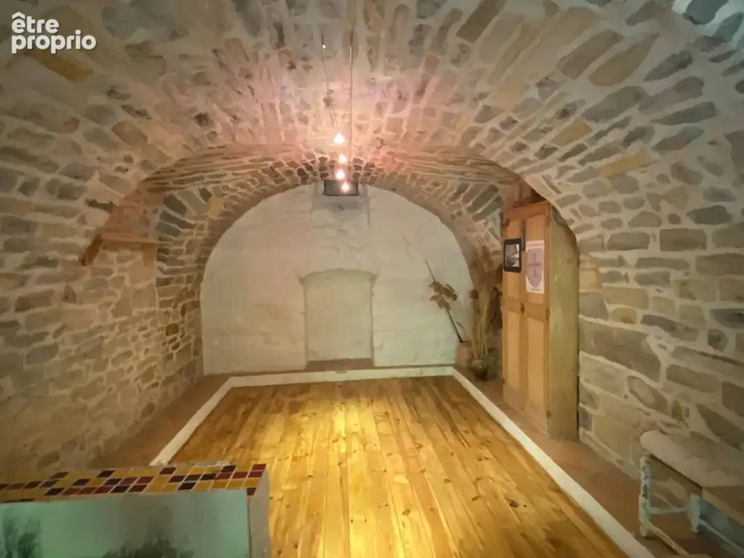 Superbe T3 en duplex avec terrasse privée et jardin commun à Millau - photo 6