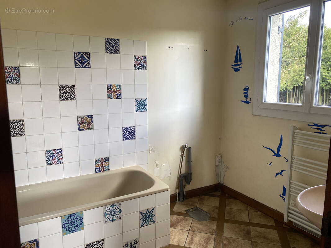 Maison à LE VAL-DAVID