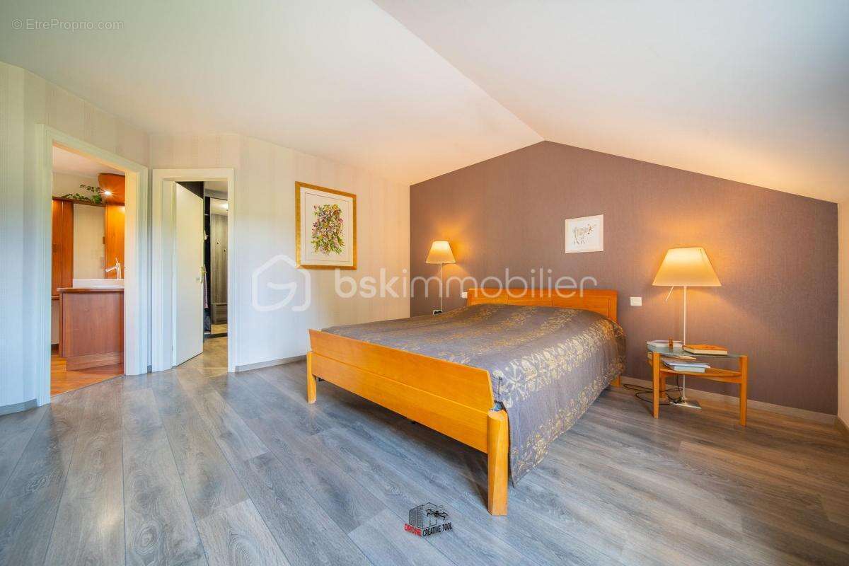 Maison d’architecte 290 m² – Parc paysager 8 000 m² – 5 ch – Entrée cathédrale – Secteur Boulay-Moselle - photo 15