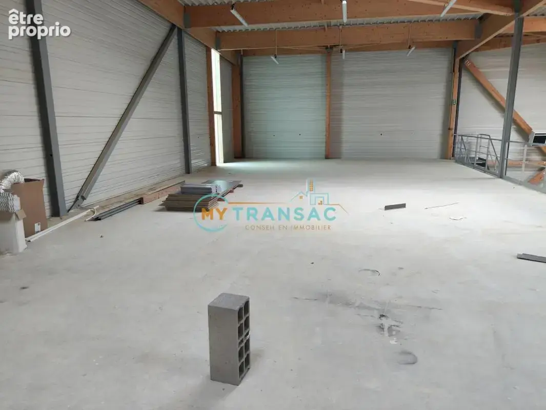 Commerce 700 m² à vendre à Courtry (77181) - photo 8