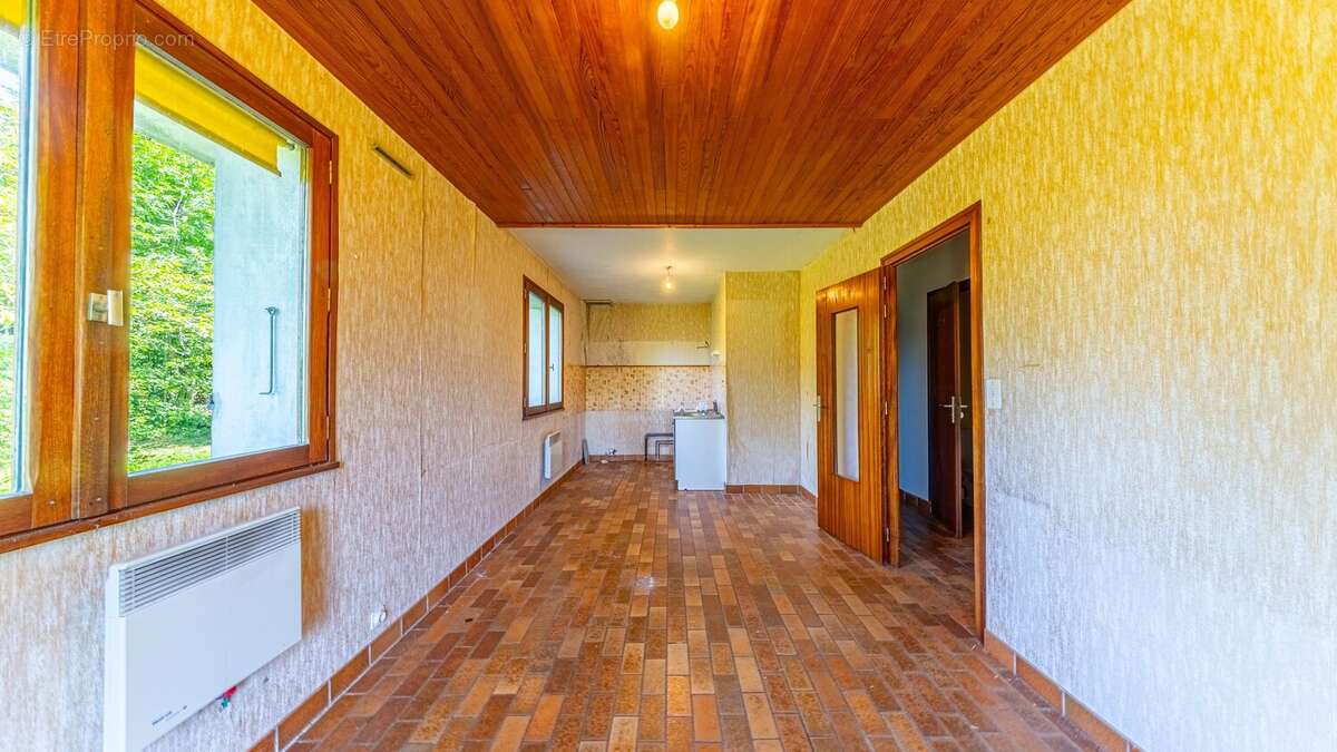 Havre de paix – Maison à rénover sur les hauteurs d’Albertville - photo 9
