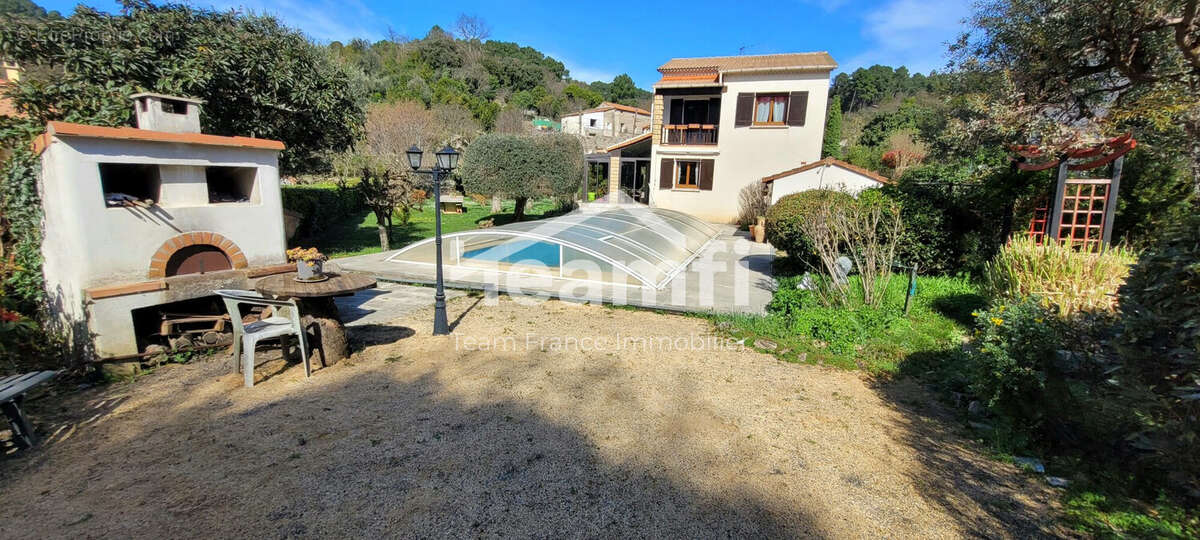 Maison à SAINT-MARTIN-DE-VALGALGUES