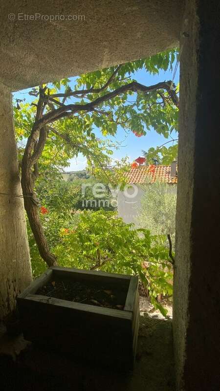 Appartement à NEZIGNAN-L'EVEQUE
