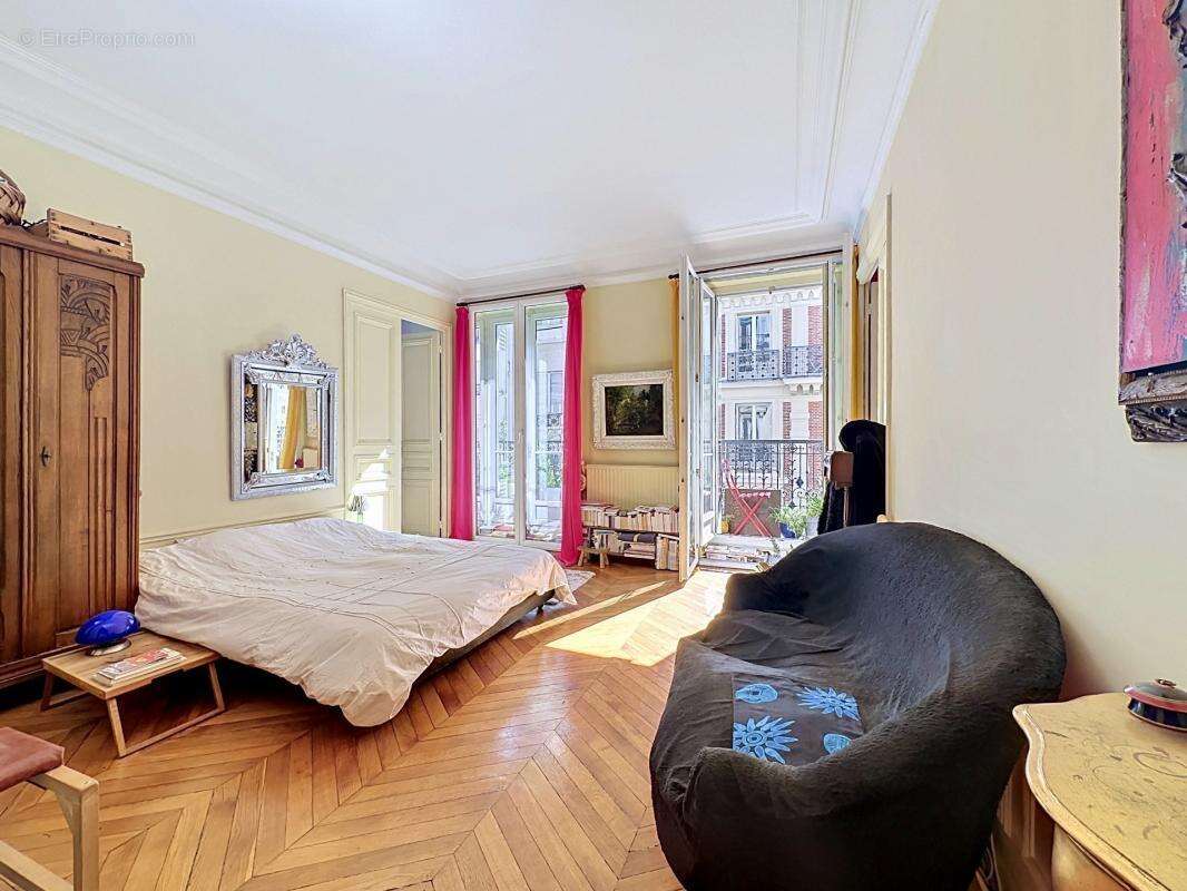 Sentier - Bonne Nouvelle : Appartement 4 pièces calme et lumineux en étage élevé, avec balcons - photo 6